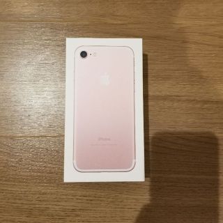 アップル(Apple)の【ムラノ様専用①】au iPhone7 128GB ローズゴールド セット(スマートフォン本体)