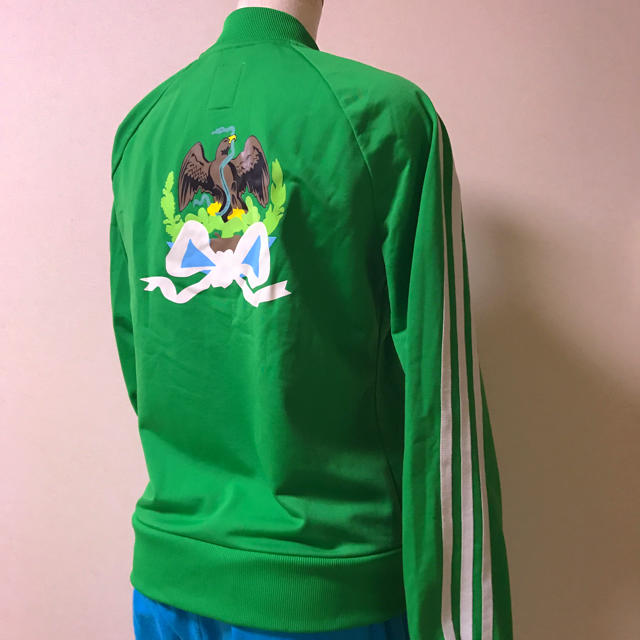 adidas(アディダス)の☆オリンピック限定デザイン☆adidas メキシコジャージグリーン レディースのトップス(パーカー)の商品写真