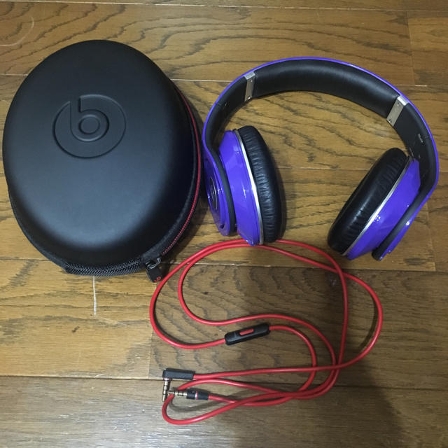 Beats by Dr Dre(ビーツバイドクタードレ)のbeats パープル スマホ/家電/カメラのオーディオ機器(ヘッドフォン/イヤフォン)の商品写真