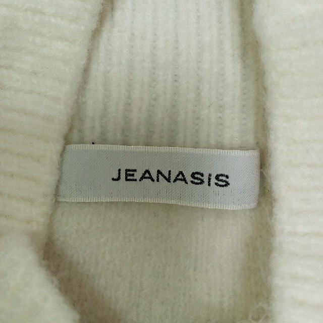 JEANASIS(ジーナシス)のJEANASISジーナシスニット白 レディースのトップス(ニット/セーター)の商品写真