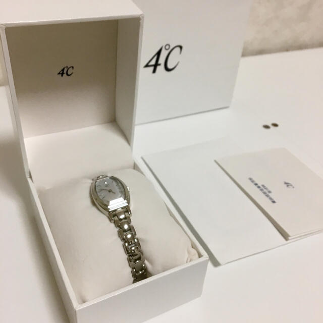4℃(ヨンドシー)の4°C  腕時計 レディースのファッション小物(腕時計)の商品写真