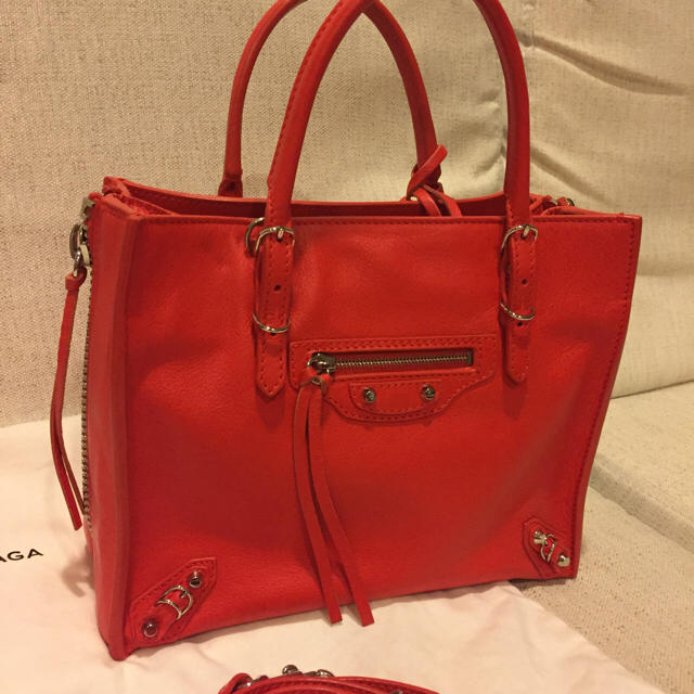 BALENCIAGA BAG(バレンシアガバッグ)のなな★様専用   美品♡バレンシアガ♡ペーパー バッグ レディースのバッグ(ショルダーバッグ)の商品写真