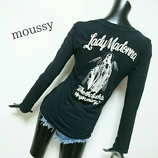 moussy(マウジー)の専用出品………moussy*刺繍ロンT レディースのトップス(Tシャツ(長袖/七分))の商品写真