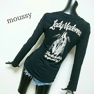 マウジー(moussy)の専用出品………moussy*刺繍ロンT(Tシャツ(長袖/七分))