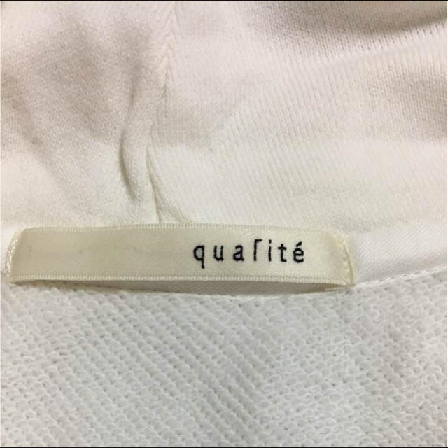 qualite(カリテ)の専用☆新品コーディガン♡定価22,680 レディースのジャケット/アウター(ニットコート)の商品写真