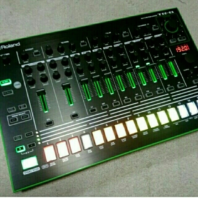 どろんこのゆう様専用、Roland Rhythm Performer TR-8 楽器のDTM/DAW(その他)の商品写真