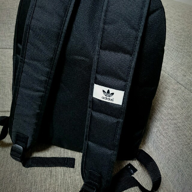 adidas(アディダス)のykさま 値下げ アディダス リュック ブラック メンズのバッグ(バッグパック/リュック)の商品写真