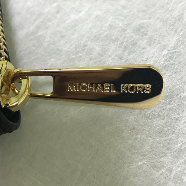 Michael Kors(マイケルコース)のマイケルコース  ミニ財布 レディースのファッション小物(財布)の商品写真