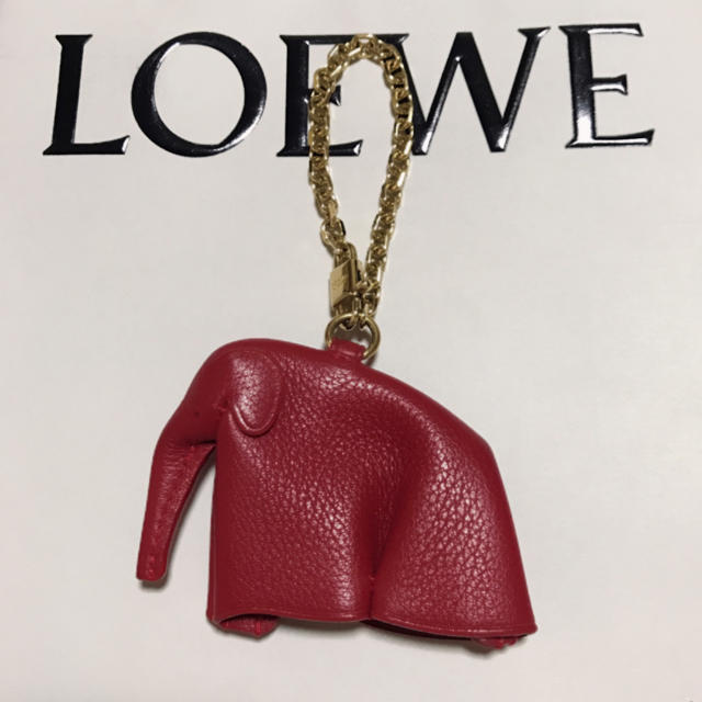 LOEWE(ロエベ)の《ご専用です》美品  ロエベ  チャーム    アニマル  赤 ハンドメイドのファッション小物(バッグチャーム)の商品写真
