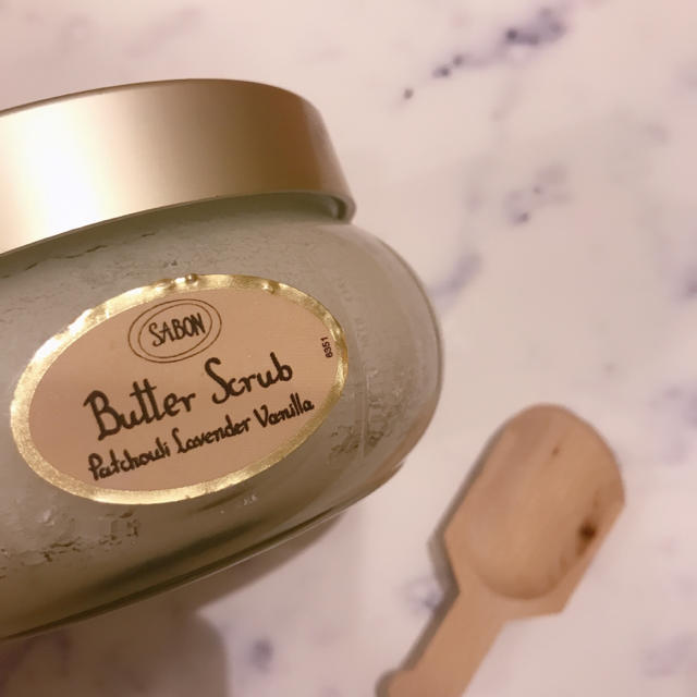 SABON(サボン)の新品未使用 SABON バタースクラブ コスメ/美容のボディケア(ボディスクラブ)の商品写真