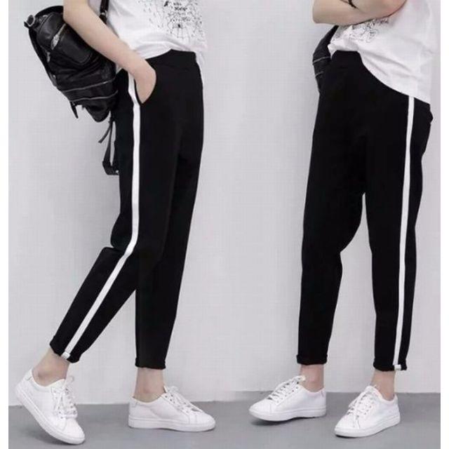 新品XL サイドライン ジョガー ジャージパンツ 韓国ファッション黒白AD70 レディースのパンツ(カジュアルパンツ)の商品写真