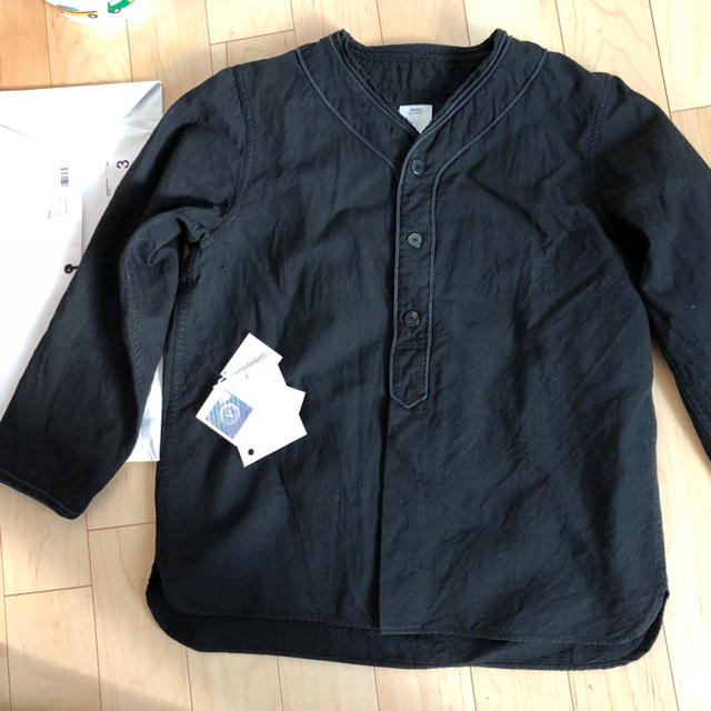 VISVIM(ヴィスヴィム)の新品 F.I.L tokyo 限定 visvim dugout shirt 黒3 メンズのトップス(シャツ)の商品写真