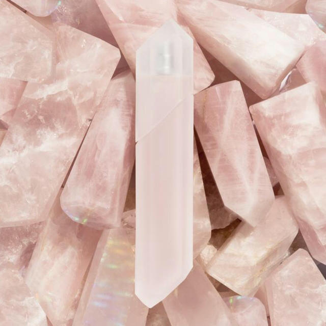 Kylie Cosmetics(カイリーコスメティックス)のKKW FRAGRANCE (GARDENIA CITRUS) コスメ/美容の香水(香水(女性用))の商品写真