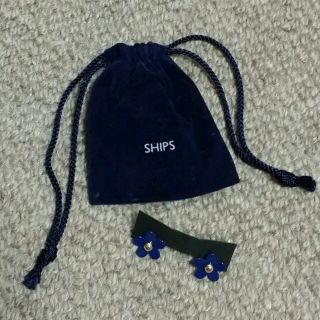 シップスフォーウィメン(SHIPS for women)のお花ピアス(*´ω｀*)(ピアス)