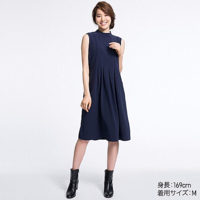 《新品》UNIQLO  タックワンピース  ネイビー Mサイズ