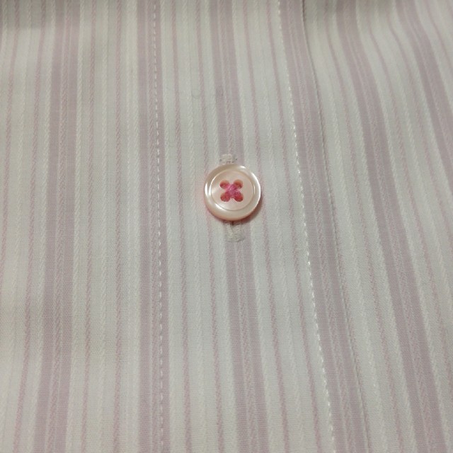 AOKI(アオキ)の【新品未使用】AOKI　ワイシャツ　Mサイズ　ピンク　ストライプ メンズのトップス(シャツ)の商品写真