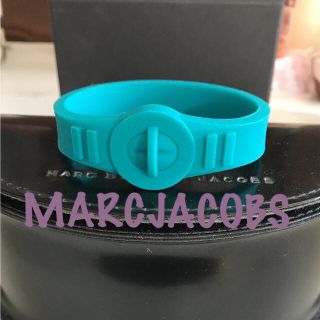 マークバイマークジェイコブス(MARC BY MARC JACOBS)のMARC BY MARCJACOBS　ラバーブレス美品(ブレスレット/バングル)