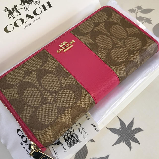 COACH(コーチ)のSALE COACH coach 長財布 ピンク ベージュ コーチ 新品  レディースのファッション小物(財布)の商品写真