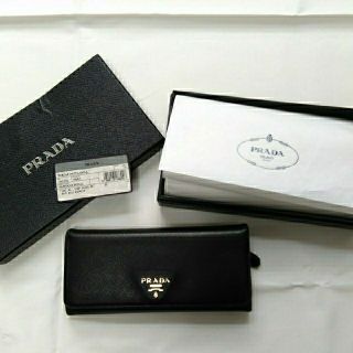 プラダ(PRADA)のPRADA♡長財布サフィアーノレザー NERO(財布)