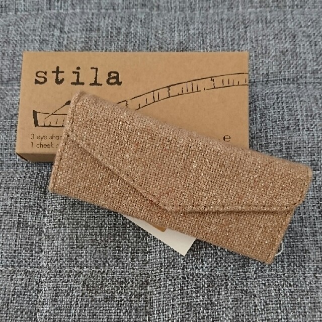 stila(スティラ)のstila 4バンポケットブック コスメ/美容のベースメイク/化粧品(アイシャドウ)の商品写真