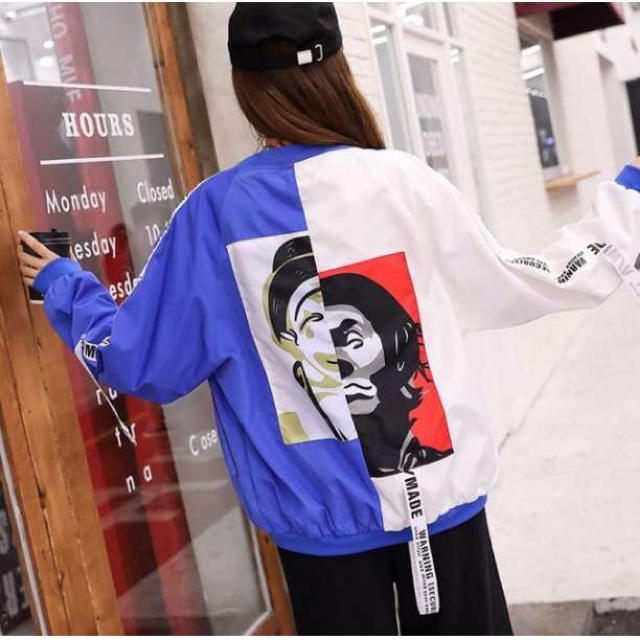 【最安値♥】ピエロジャケット MA-1 韓国 ストリート系　オルチャン 白/青 レディースのジャケット/アウター(ブルゾン)の商品写真