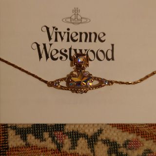 ヴィヴィアンウエストウッド(Vivienne Westwood)のAstrid Braceletゴールド☆ヴィヴィアン(ブレスレット/バングル)