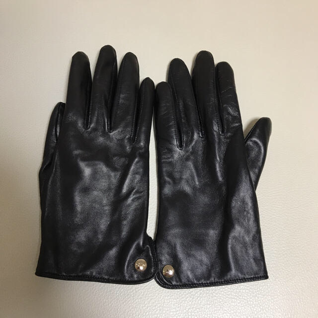 きょうちゃん1010さん専用【新品】クロエ レザー手袋 手袋 - www.gendarmerie.sn