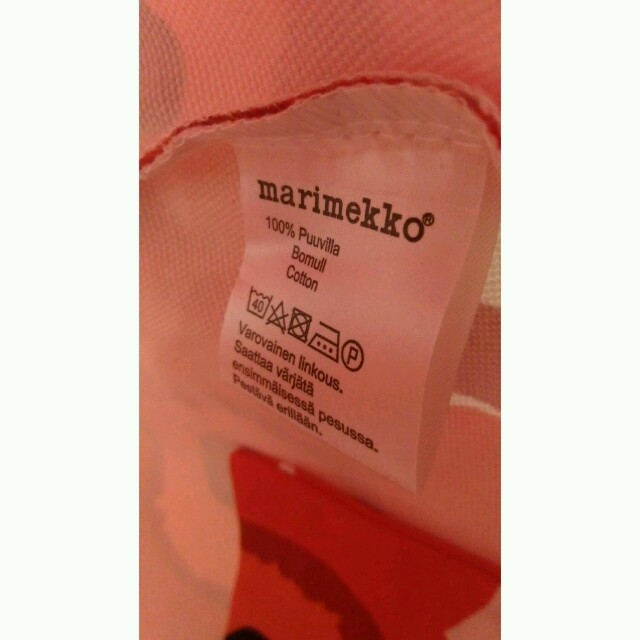 marimekko(マリメッコ)の■純正・本物・新品■大人気！マリメッコのUnikko柄ショルダーバッグ■赤色■ レディースのバッグ(ショルダーバッグ)の商品写真