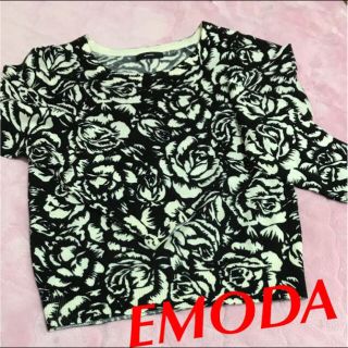 エモダ(EMODA)のEMODA★薄手ニット★フリーサイズ★バラ柄★モノクロ(ニット/セーター)