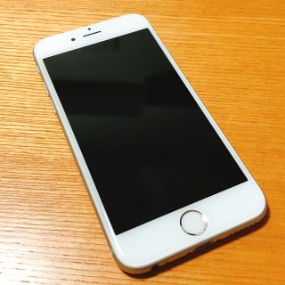 アップル(Apple)のiPhone6S 64GB SIMフリー(スマートフォン本体)