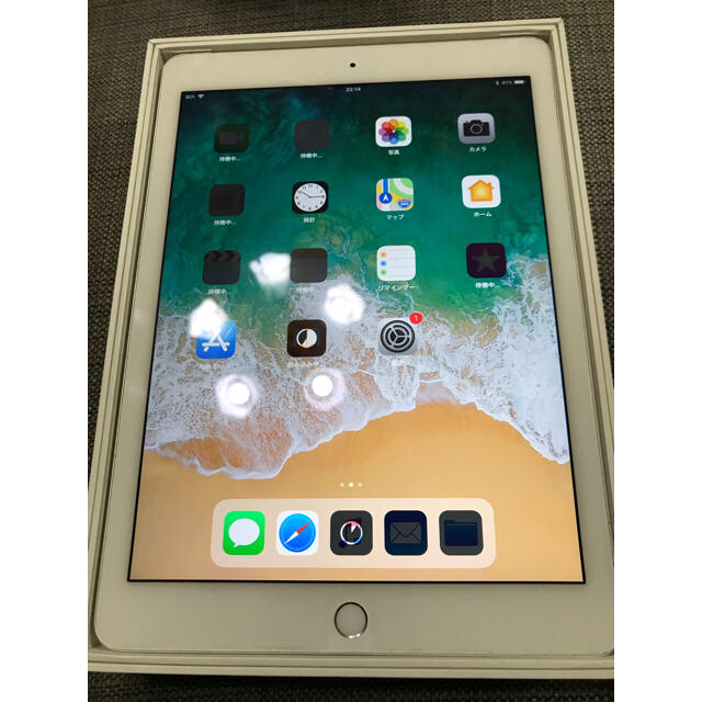 iPad(アイパッド)のiPad Air2 Cellular 64GB シルバー スマホ/家電/カメラのPC/タブレット(タブレット)の商品写真