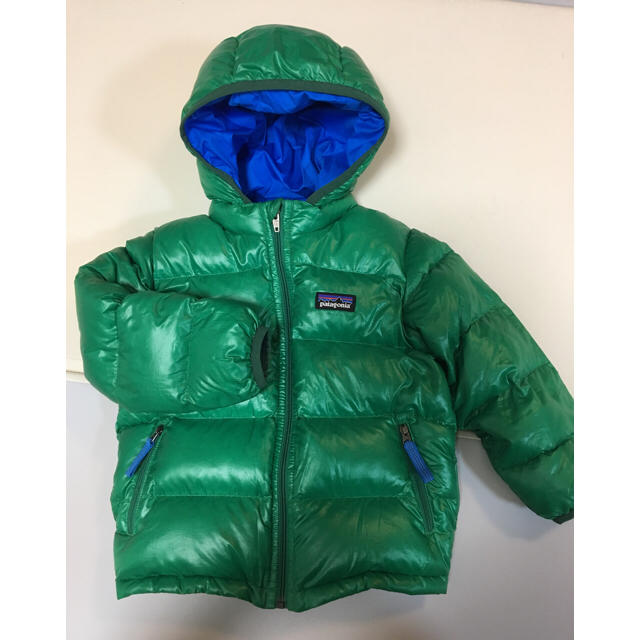 patagonia(パタゴニア)の美品 パタゴニア 2t ダウンコート 90 95 100 キッズ/ベビー/マタニティのキッズ服男の子用(90cm~)(ジャケット/上着)の商品写真