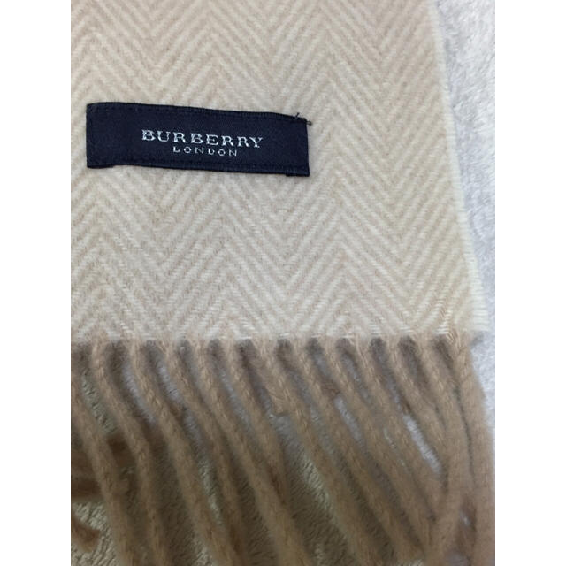 BURBERRY(バーバリー)の☆バーバリー☆あったか膝掛け ストール ベージュ レディースのファッション小物(ストール/パシュミナ)の商品写真