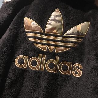 アディダス(adidas)のアディダス   シェルパ モコモコ ジャケット(パーカー)