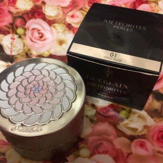 ゲラン(GUERLAIN)のお値下げ♡ゲラン メテオリットビーユ 送料込み格安で🙆💖(フェイスパウダー)