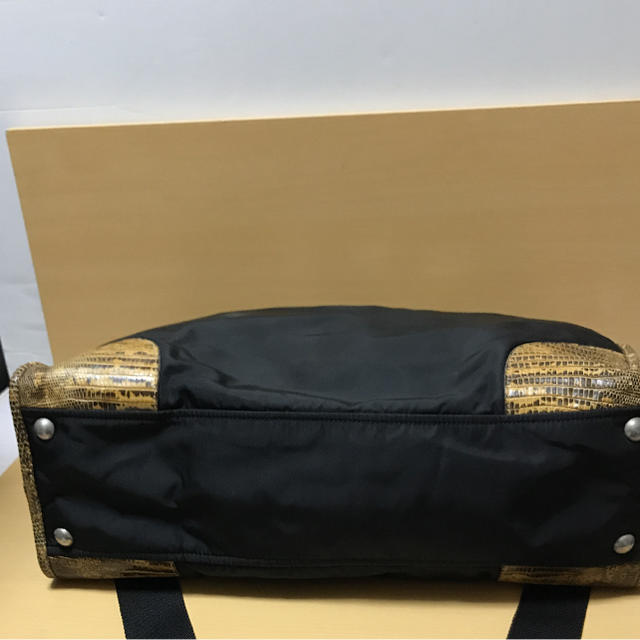 PRADA(プラダ)のPRADA 高級リザード レザー斜め掛け2wayビジネスバッグ メンズのバッグ(ビジネスバッグ)の商品写真