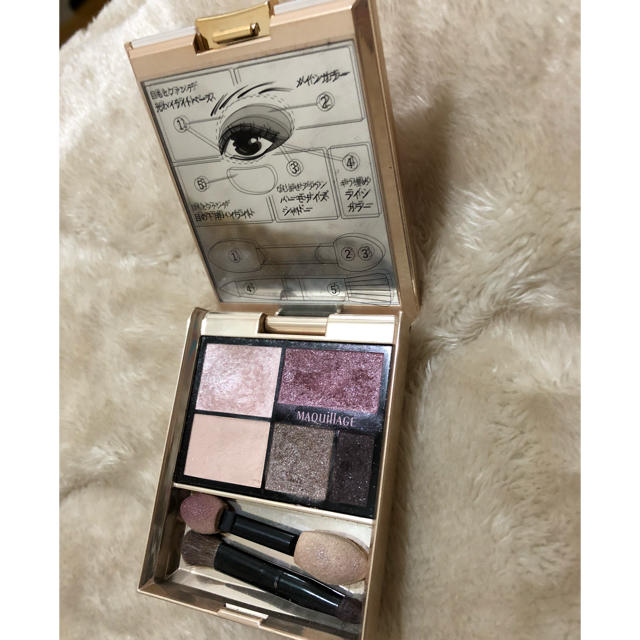 MAQuillAGE(マキアージュ)のマキアージュ トゥルーアイシャドウ RS721 コスメ/美容のベースメイク/化粧品(アイシャドウ)の商品写真