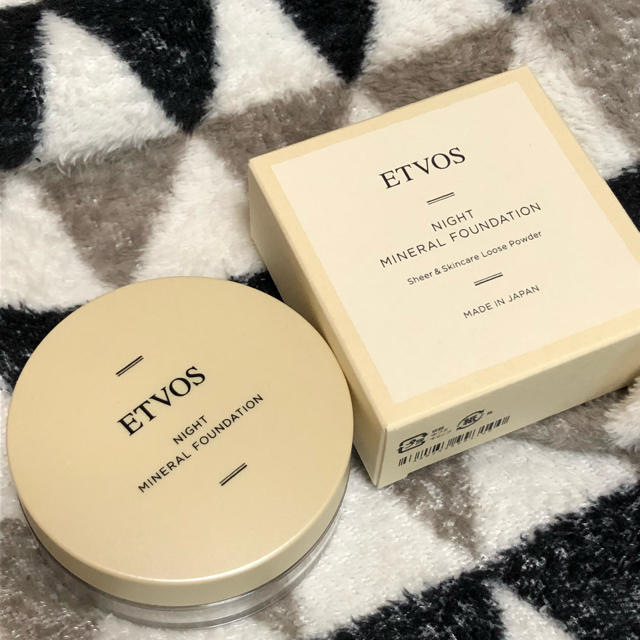 ETVOS(エトヴォス)のエトヴォス ナイトミネラルファンデーションc コスメ/美容のベースメイク/化粧品(ファンデーション)の商品写真