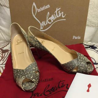 クリスチャンルブタン(Christian Louboutin)の激レア！クリスチャンルブタン(ハイヒール/パンプス)