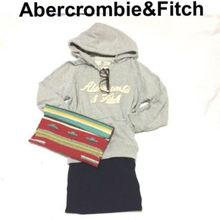 アバクロンビーアンドフィッチ(Abercrombie&Fitch)のアバクロ！7部袖！グレー！ロゴパーカー！(パーカー)