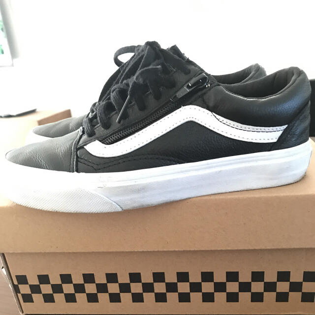 バンズ ★VANS OLD SKOOL Zip BK