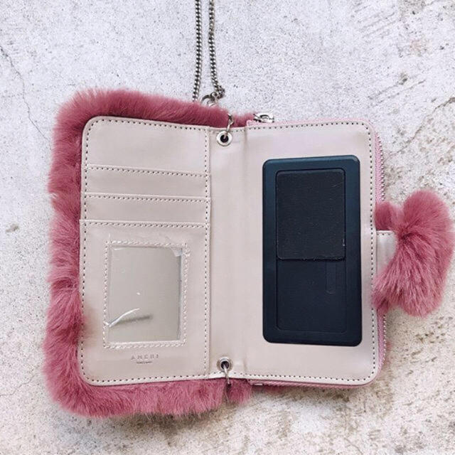 Ameri VINTAGE(アメリヴィンテージ)のFUR SMART PHONE POUCH♡ピンク レディースのファッション小物(ポーチ)の商品写真