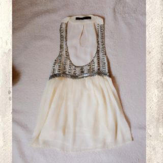 ザラ(ZARA)のビーズ♡シフォントップス♡(タンクトップ)