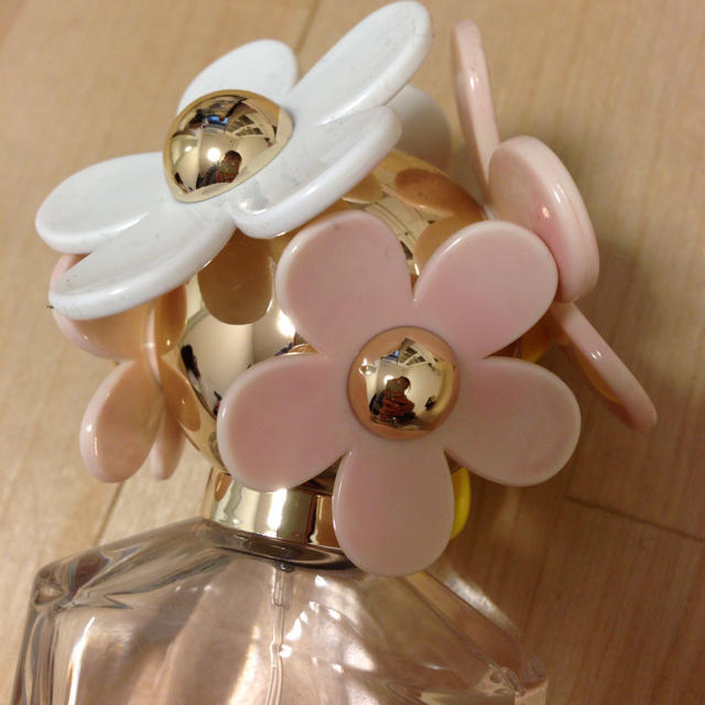 MARC JACOBS(マークジェイコブス)のMARC JACOBS香水75ml コスメ/美容の香水(香水(女性用))の商品写真