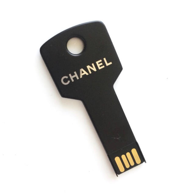 Chanel 新品 Chanel キー型 Usbメモリ 鍵型の通販 By Coco S シャネルならラクマ