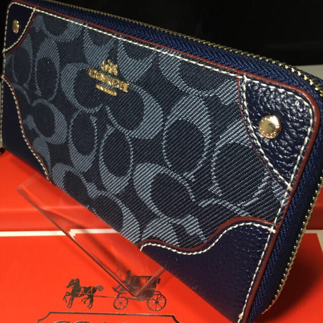 COACH(コーチ)のプレゼント用♡ レディースのファッション小物(財布)の商品写真