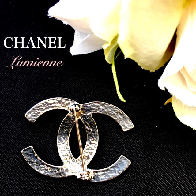 CHANEL(シャネル)の美品 シャネル ブローチ パール ココマーク  レディースのアクセサリー(ブローチ/コサージュ)の商品写真