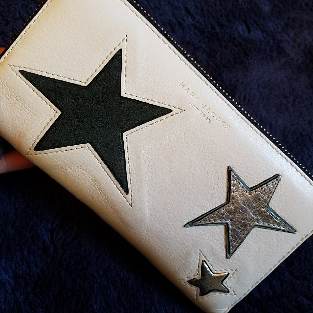 MARC JACOBS(マークジェイコブス)のMARC JACOBS ☆ 財布　スター　パッチワーク　星　マークジェイコブス レディースのファッション小物(財布)の商品写真