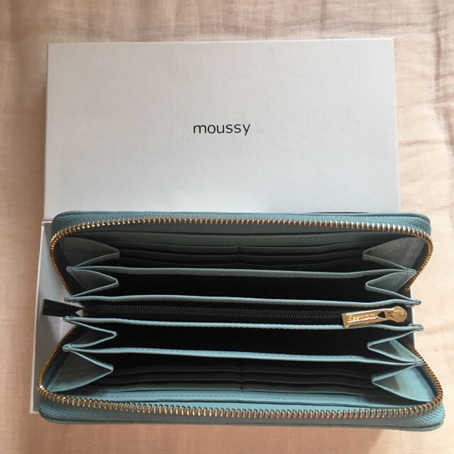 moussy(マウジー)のちゃこ様専用【新品未使用】 moussy 長財布 定価14,000円 レディースのファッション小物(財布)の商品写真