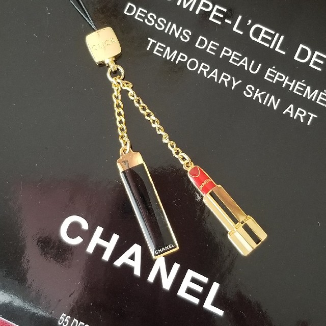 CHANEL(シャネル)の未使用  CHANEL ストラップ レディースのファッション小物(キーホルダー)の商品写真